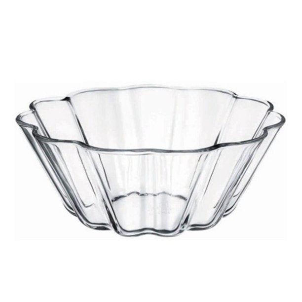 Pasabahce Glass Cake Mold Fluted Oven-Safe — 57 Oz
