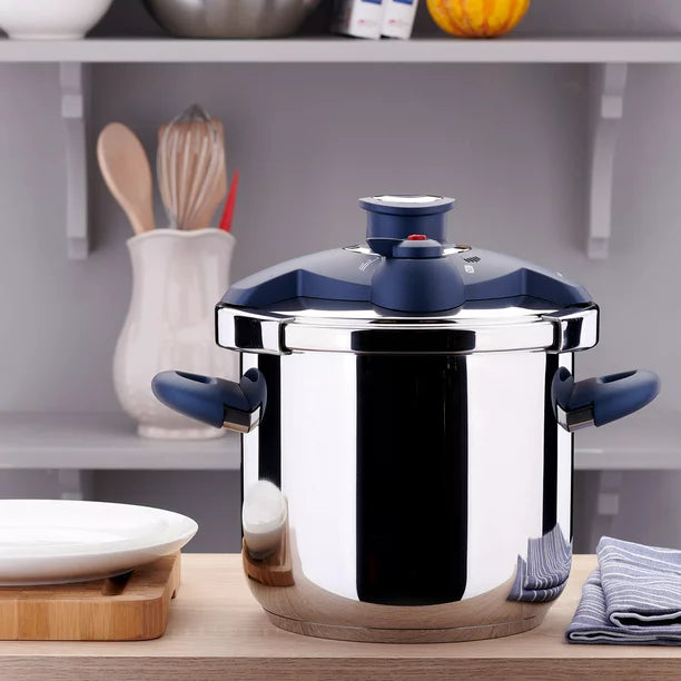 Korkmaz Pressure Cooker Smart Lock 7.4 Qt — Stainless Steel